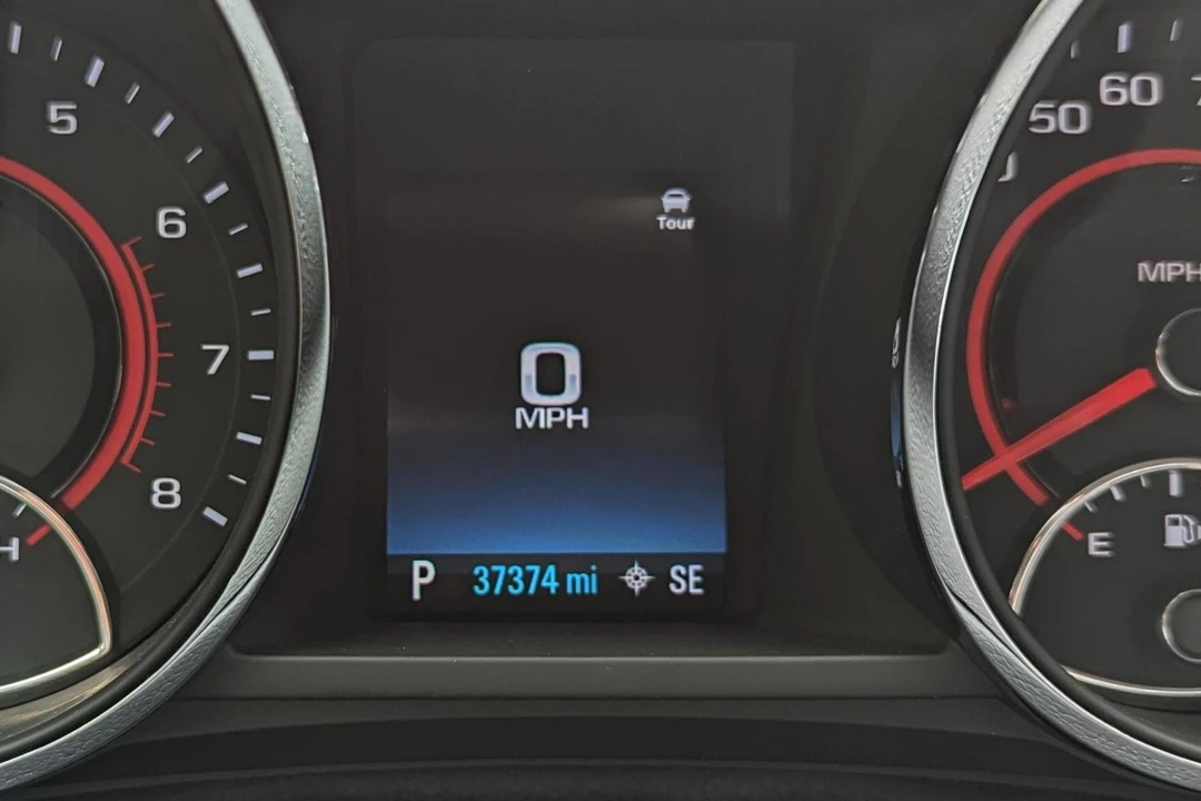 2015 Chevrolet SS - Image 26 of 31