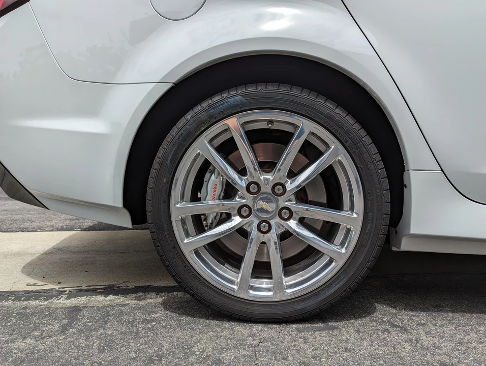 2015 Chevrolet SS - Image 20 of 31