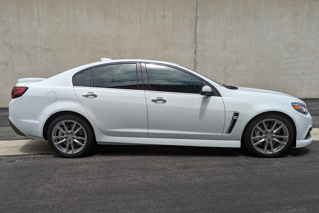 2015 Chevrolet SS - Image 3 of 31