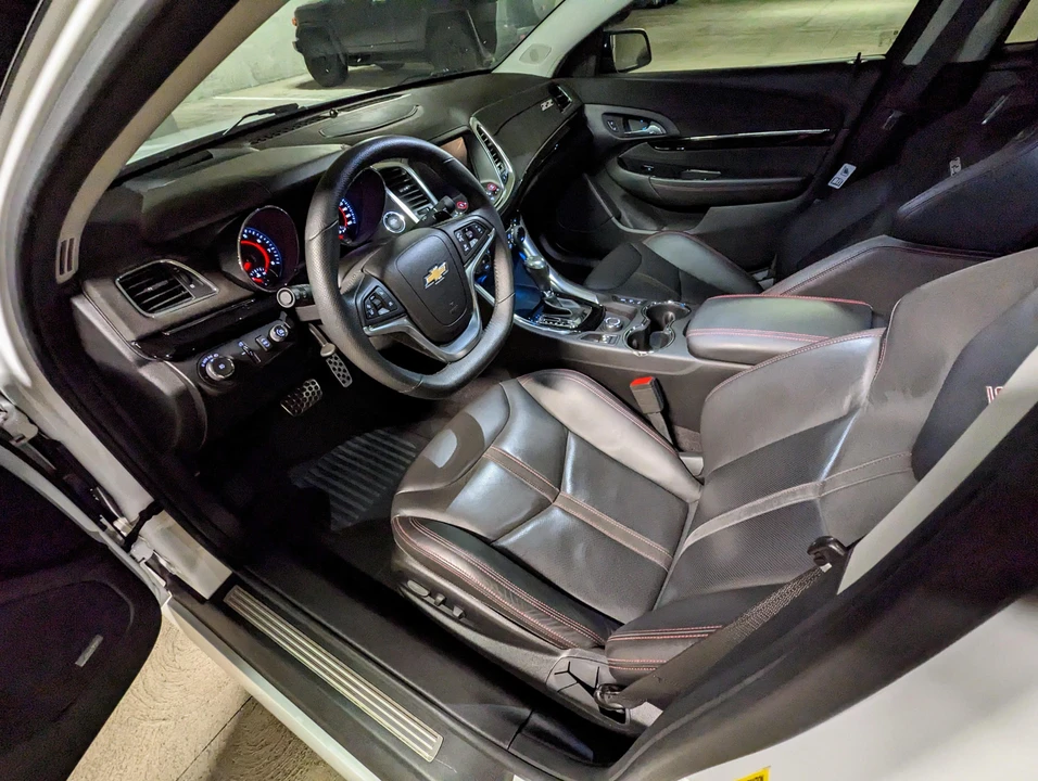 2015 Chevrolet SS - Image 28 of 31