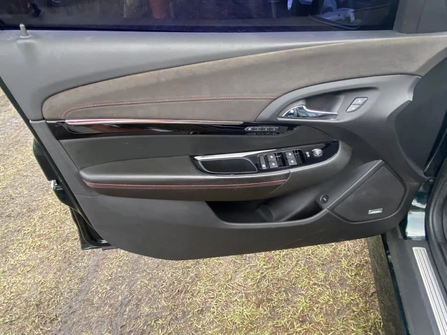 2015 Chevrolet SS - Image 18 of 23