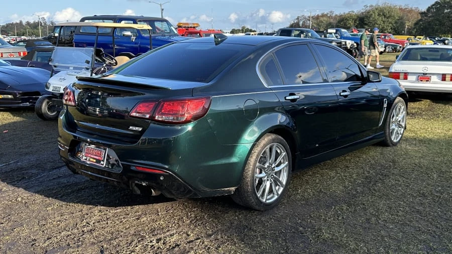 2015 Chevrolet SS - Image 2 of 23