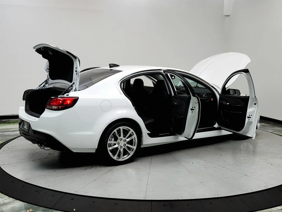 2015 Chevrolet SS - Image 11 of 12