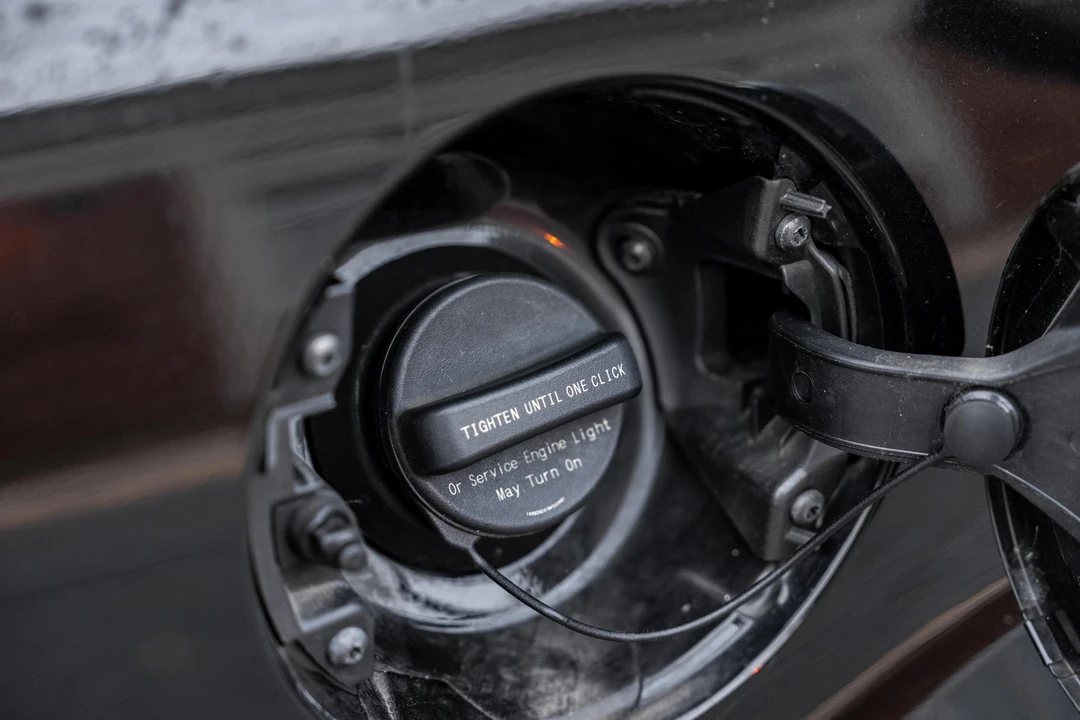 2015 Chevrolet SS - Image 25 of 31