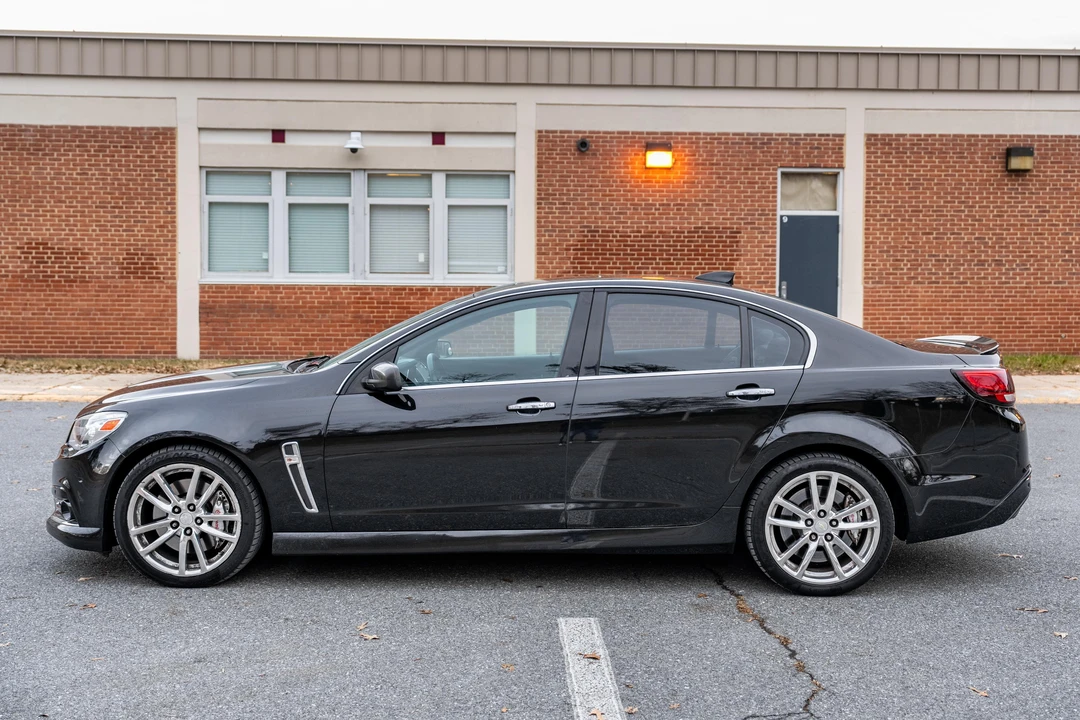 2015 Chevrolet SS - Image 6 of 31