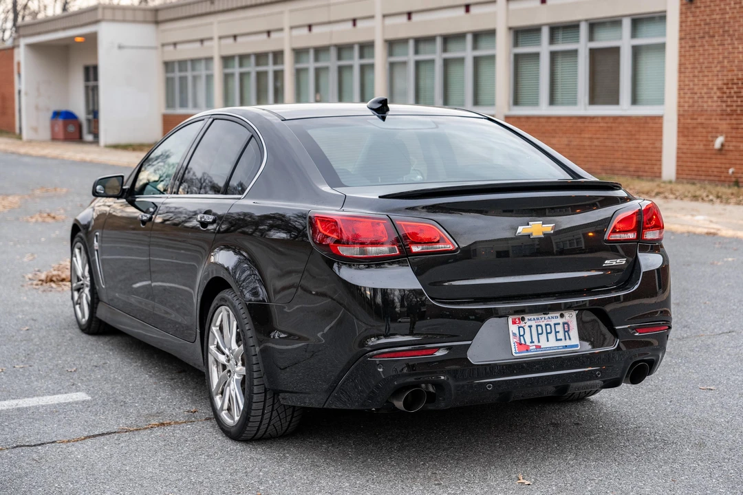 2015 Chevrolet SS - Image 7 of 31