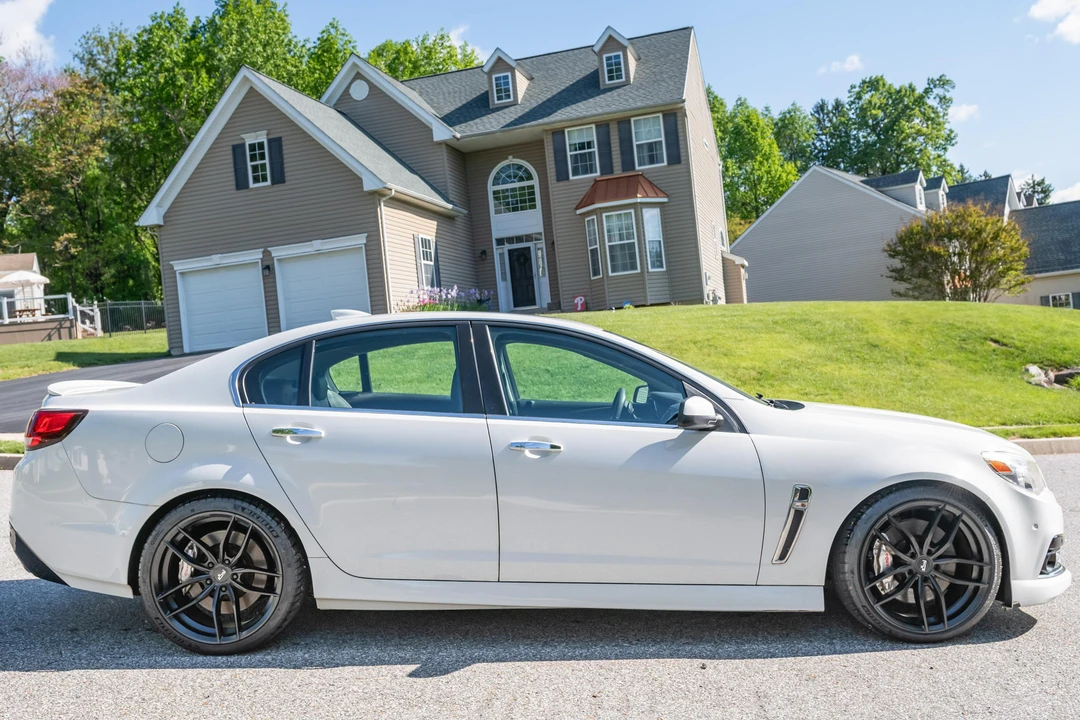 2015 Chevrolet SS - Image 3 of 31