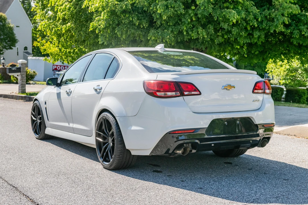 2015 Chevrolet SS - Image 4 of 31