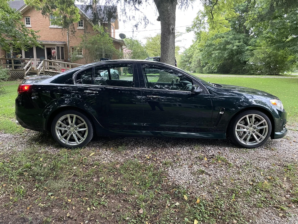 2015 Chevrolet SS - Image 14 of 31