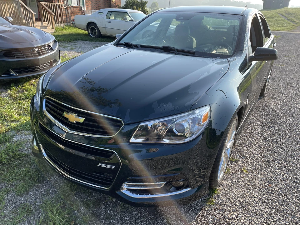 2015 Chevrolet SS - Image 7 of 31