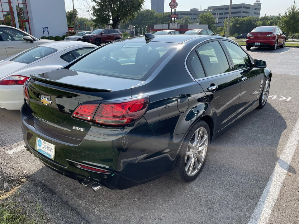 2015 Chevrolet SS - Image 12 of 31