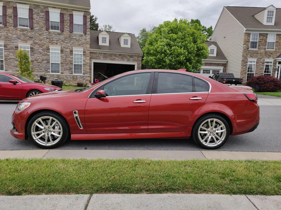 2015 Chevrolet SS - Image 2 of 31