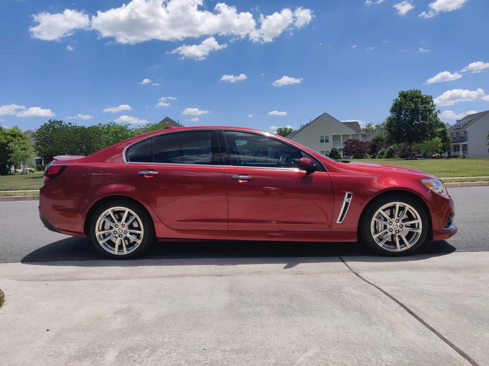 2015 Chevrolet SS - Image 15 of 31