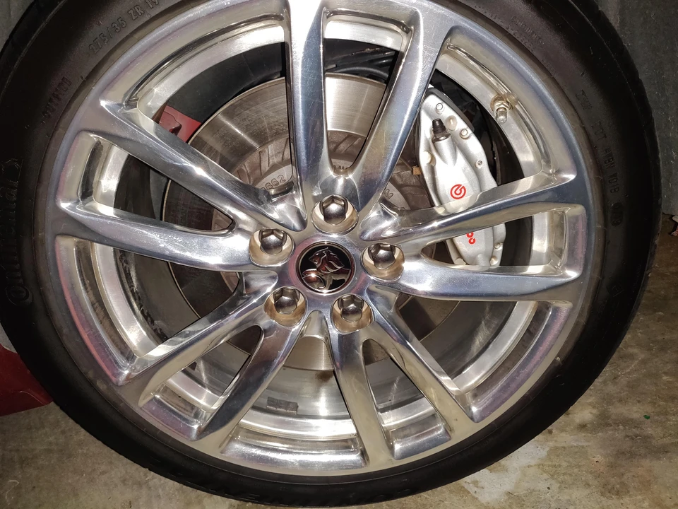2015 Chevrolet SS - Image 21 of 31