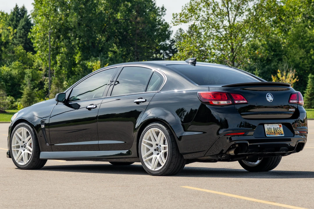 2015 Chevrolet SS - Image 14 of 31