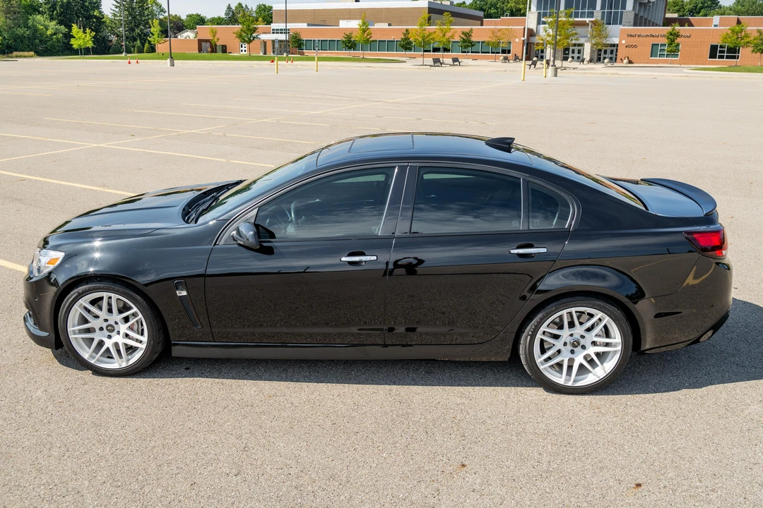 2015 Chevrolet SS - Image 13 of 31
