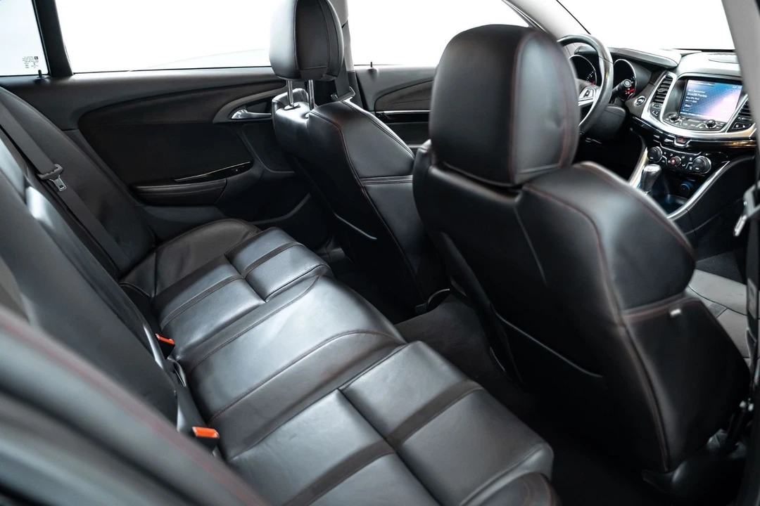 2015 Chevrolet SS - Image 23 of 31