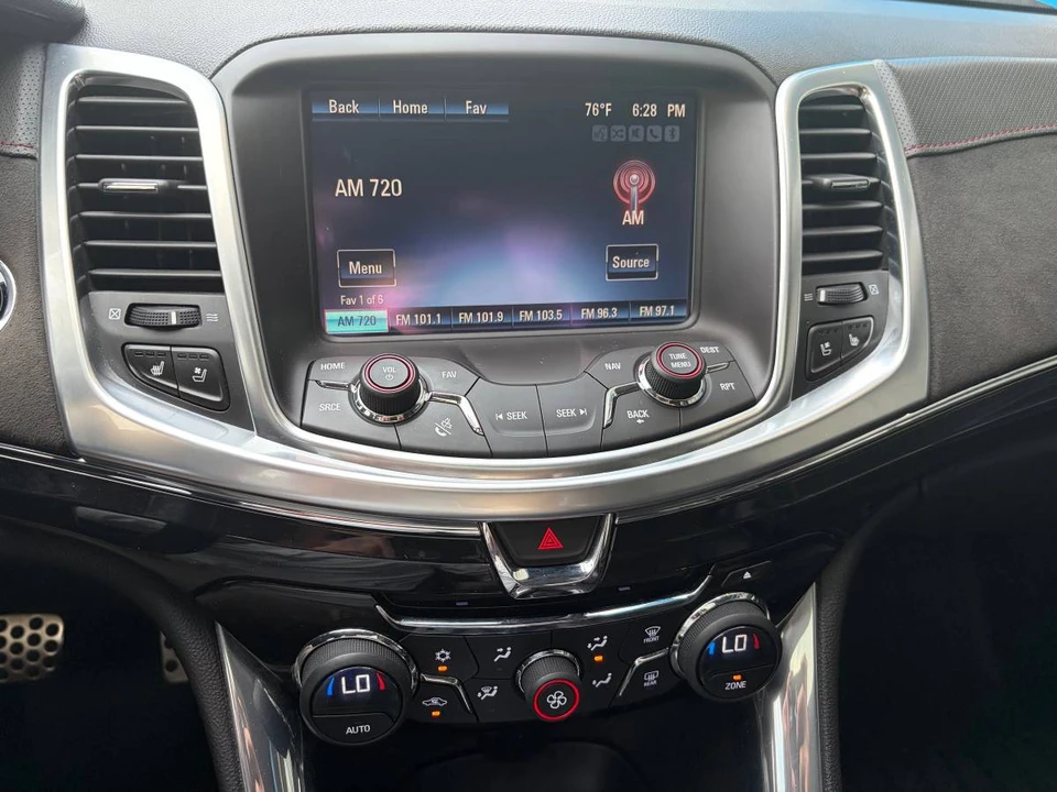 2015 Chevrolet SS - Image 14 of 20