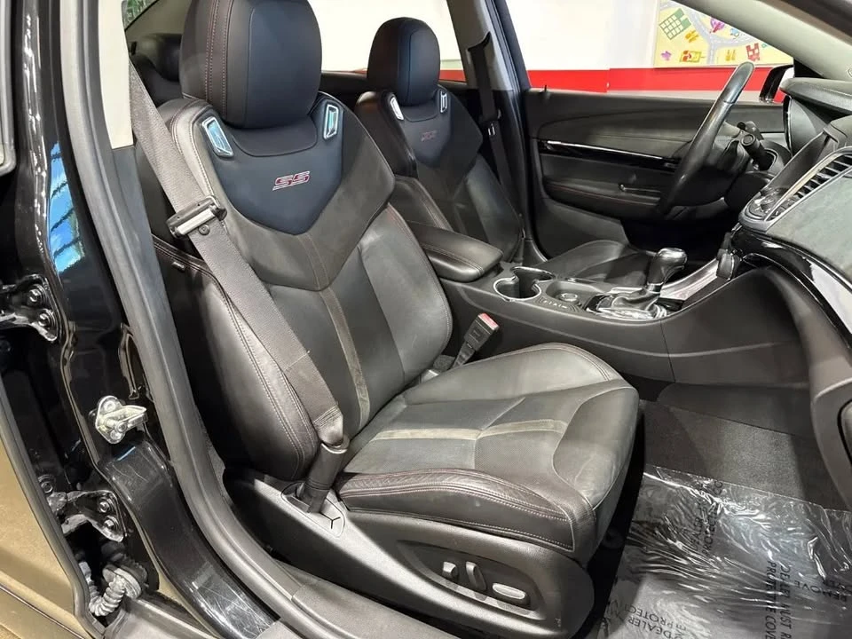2015 Chevrolet SS - Image 14 of 20