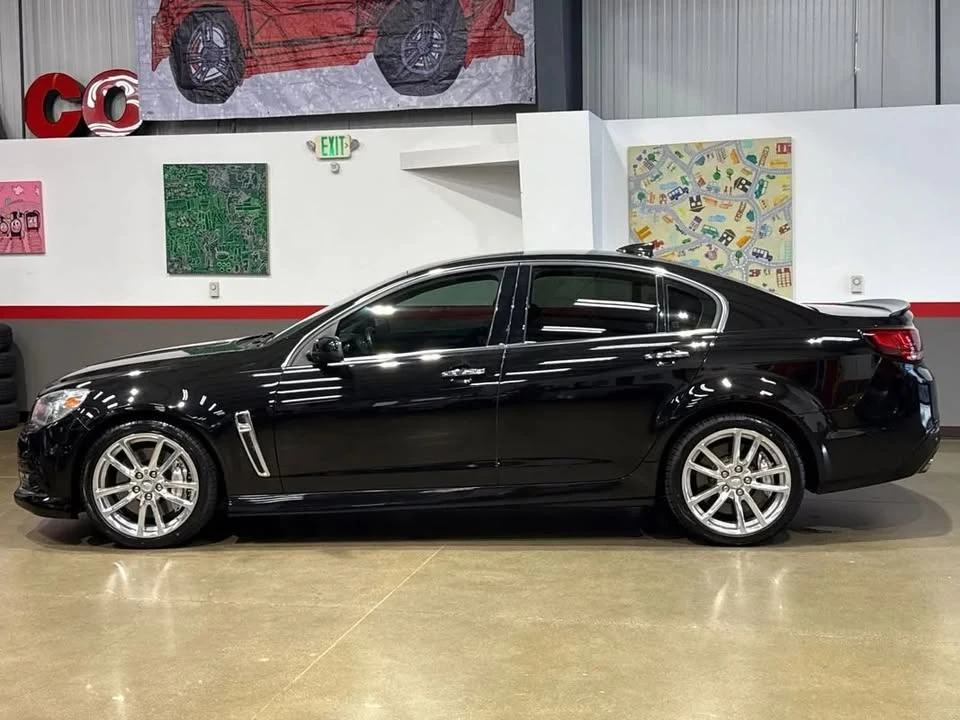 2015 Chevrolet SS - Image 2 of 7