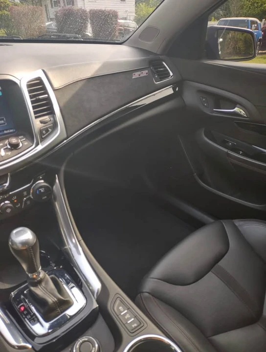 2015 Chevrolet SS - Image 7 of 10