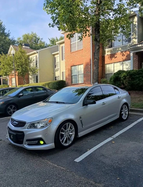 2015 Chevrolet SS - Image 2 of 10