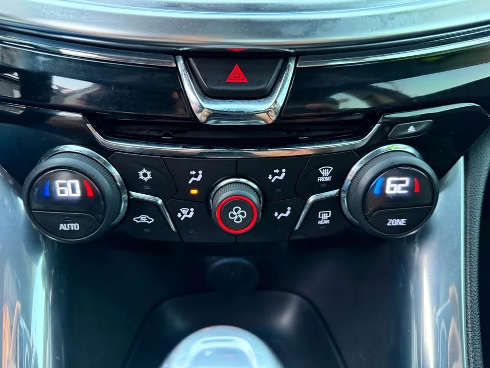 2015 Chevrolet SS - Image 10 of 20