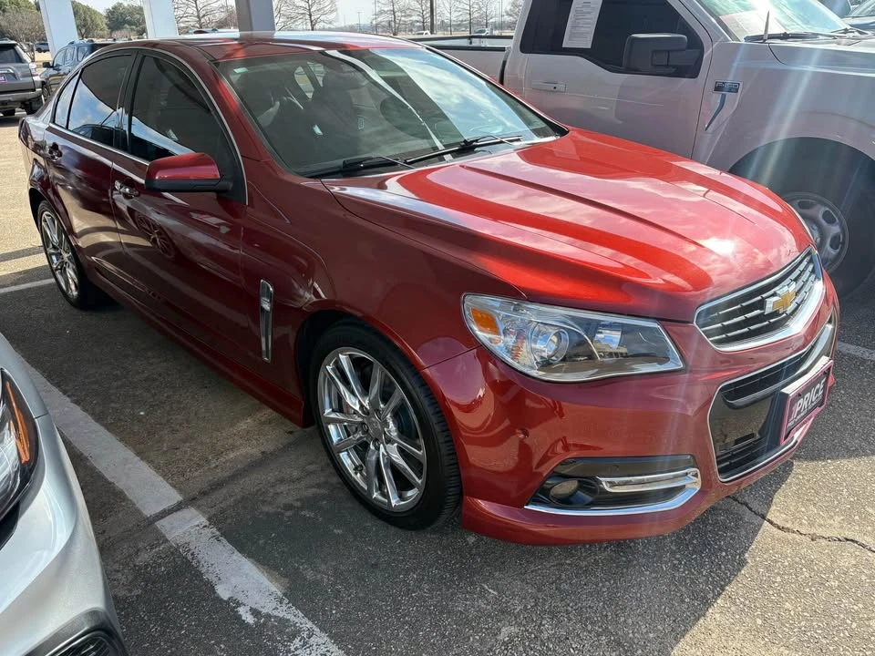 2015 Chevrolet SS - Image 2 of 14