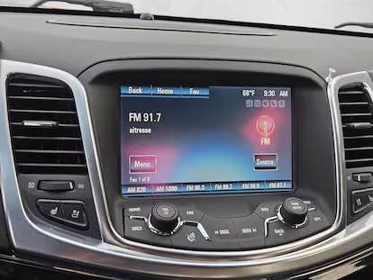 2015 Chevrolet SS - Image 10 of 14