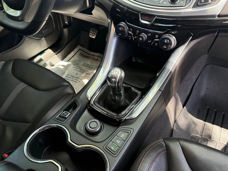 2015 Chevrolet SS - Image 11 of 12