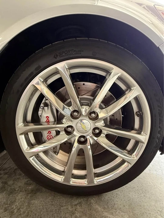 2015 Chevrolet SS - Image 2 of 11