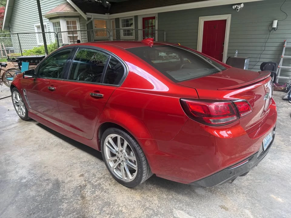 2015 Chevrolet SS - Image 10 of 12