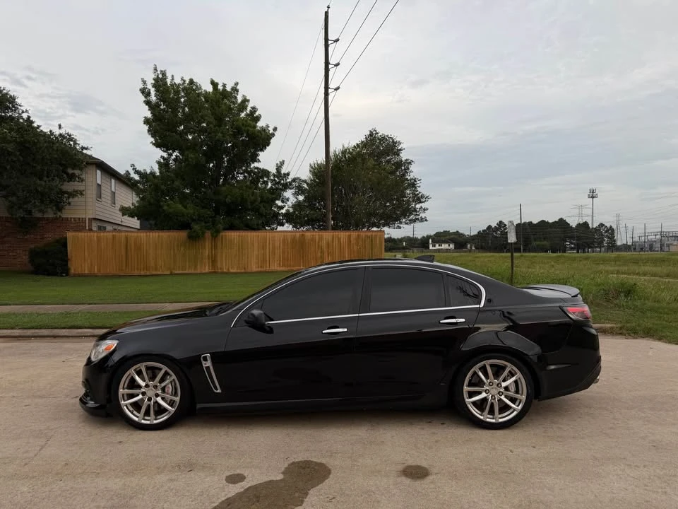 2015 Chevrolet SS - Image 2 of 20