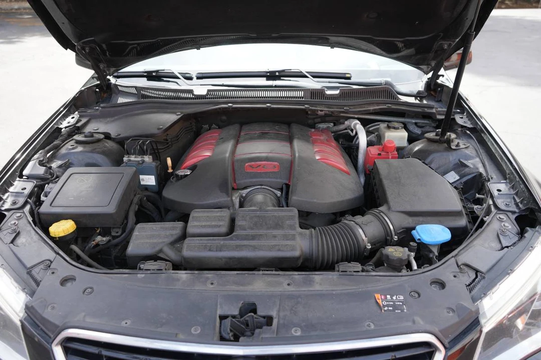 2015 Chevrolet SS - Image 15 of 17