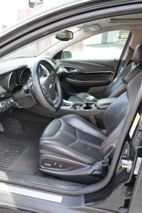 2015 Chevrolet SS - Image 13 of 17