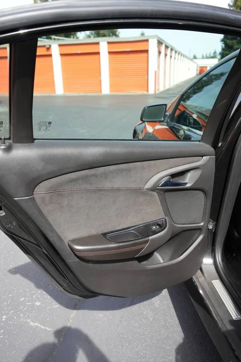 2015 Chevrolet SS - Image 8 of 17