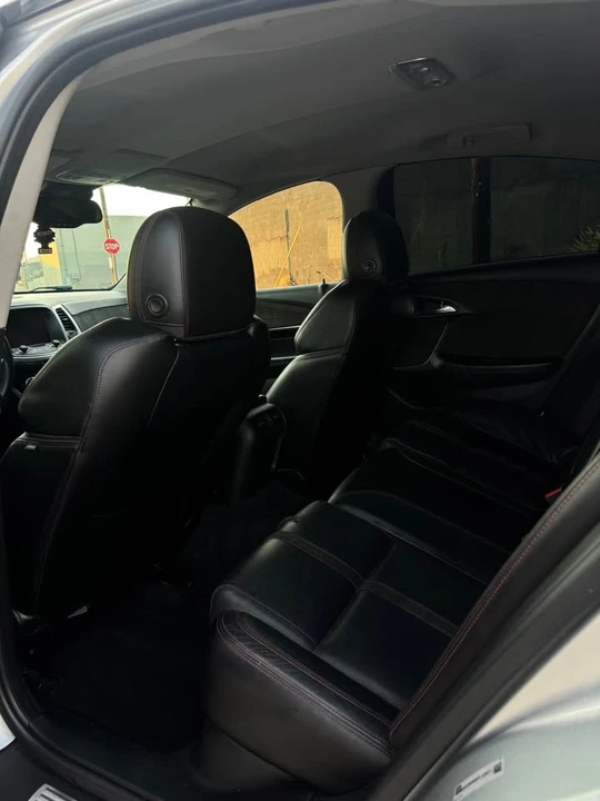 2015 Chevrolet SS - Image 12 of 15
