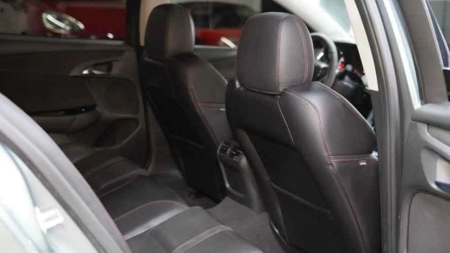 2015 Chevrolet SS - Image 13 of 20