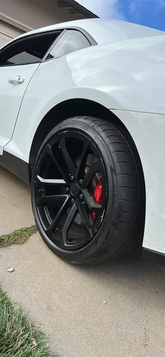 2015 Chevrolet SS - Image 2 of 8
