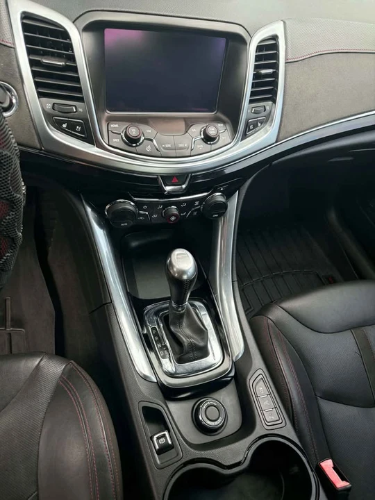 2015 Chevrolet SS - Image 8 of 9