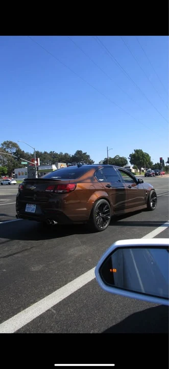 2015 Chevrolet SS - Image 2 of 5