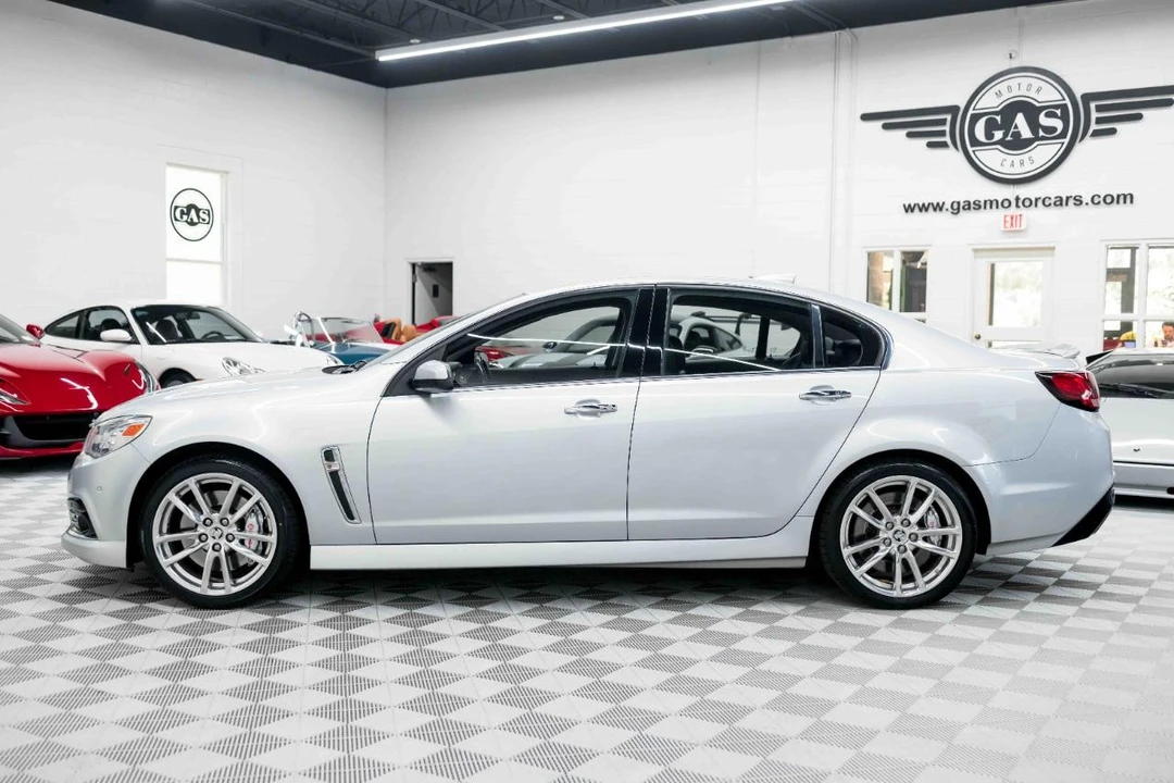 2015 Chevrolet SS - Image 11 of 31