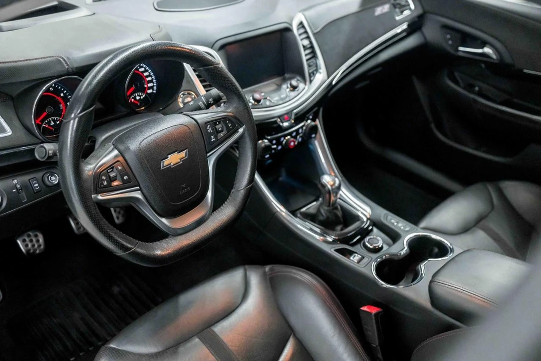 2015 Chevrolet SS - Image 2 of 31