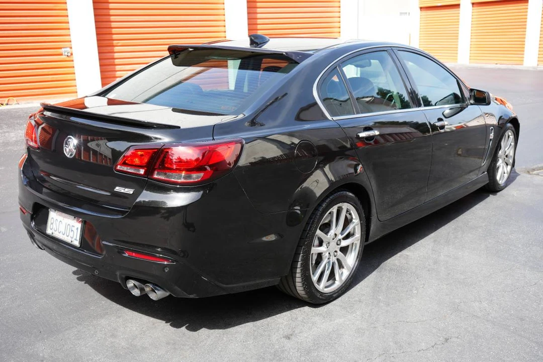 2015 Chevrolet SS - Image 3 of 17