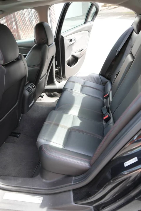 2015 Chevrolet SS - Image 7 of 17