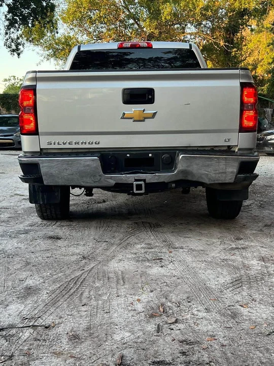 2015 Chevrolet Silverado - Image 5 of 16