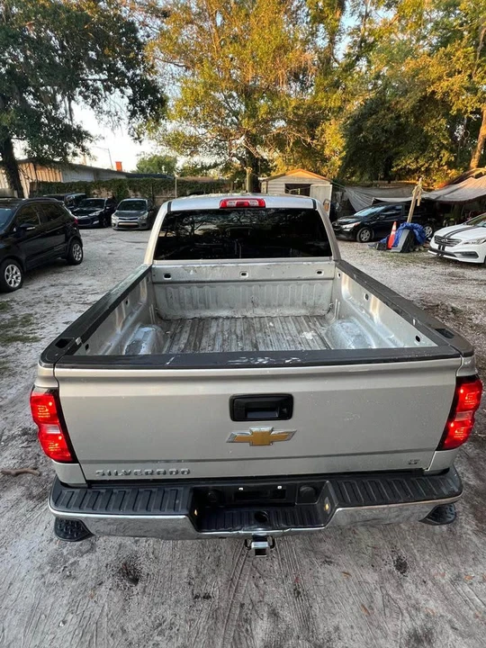 2015 Chevrolet Silverado - Image 13 of 16
