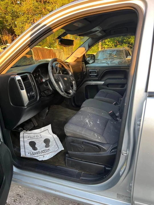 2015 Chevrolet Silverado - Image 8 of 16