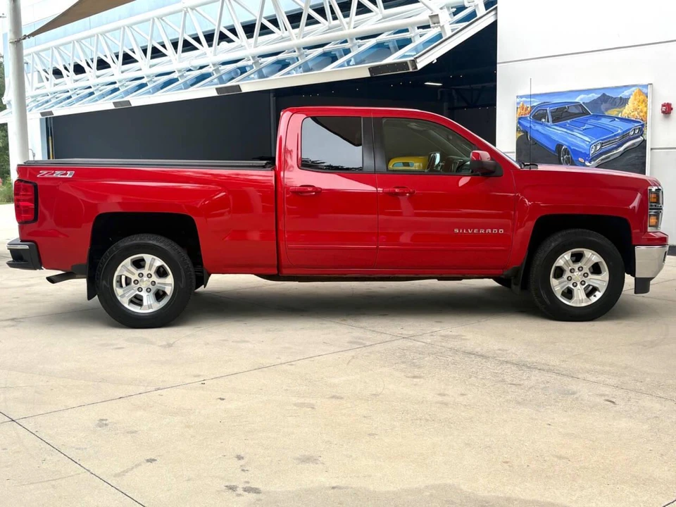 2015 Chevrolet Silverado 3rd Gen - Image 5 of 31