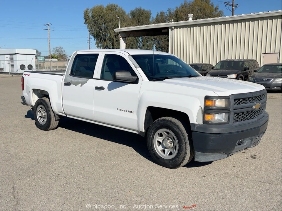2015 Chevrolet Silverado 3rd Gen - Image 2 of 12